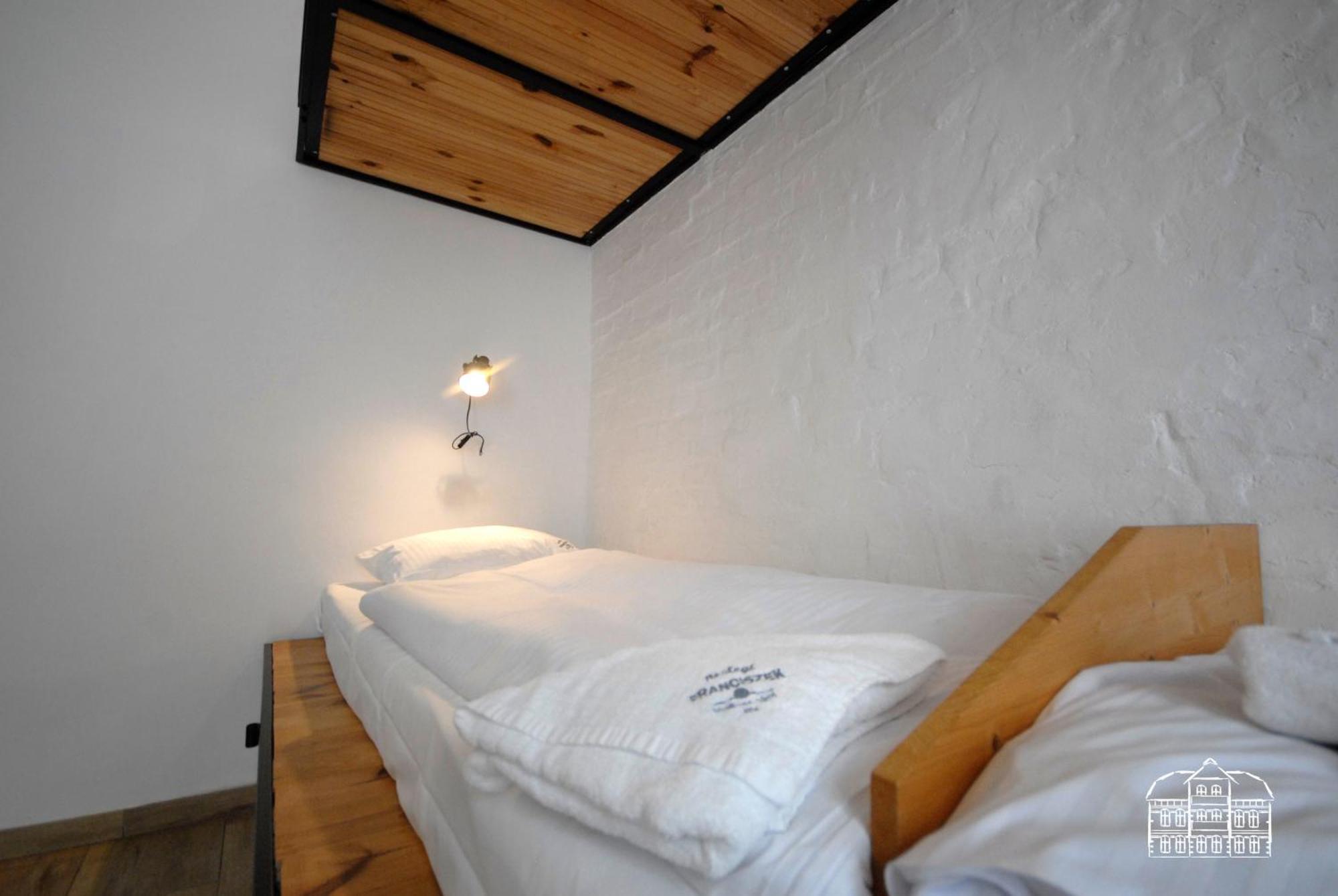 Ferienwohnung Franciszek Przy Parku Szwedzkim Bad Salzbrunn Exterior foto